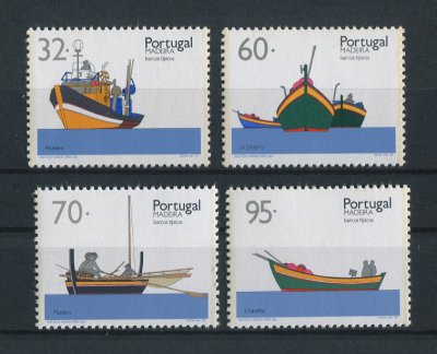 1990 - Afinsa nº 1957/1960. Barcos Típicos da Madeira (1º Grupo). Série nova sem charneira. Goma Original. Em boas condições.