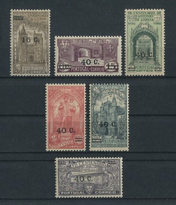 1933 - Afinsa nº 554/559. S. António com sobretaxa. Série completa nova SEM CHARNEIRA (**) e com goma original. Em boas condições.