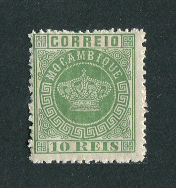 1881 - Afinsa nº 10a. Tipo Coroa, novas cores. Selo de 10 reis novo, COM CHARNEIRA (*) e goma original. Denteado 12 1/2. Em boas condições.