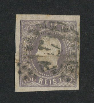 1866/7 - Afinsa nº 25a. D. Luís I, fita curva.Selo de 100 reis usado. Tipo Ia. Boas margens. Apresenta um vinco. EXEMPLAR DE 2ª ESCOLHA.