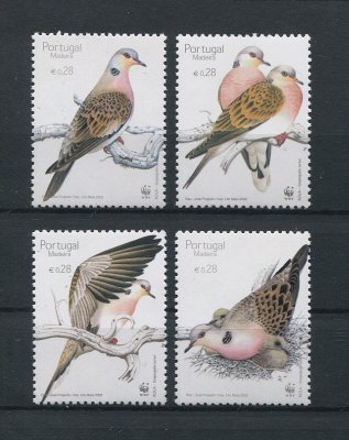 2002 - Afinsa nº 2901/2904. WWF - Aves da Madeira. Série nova sem charneira. Goma Original. Em boas condições. BAIXO CUSTO.