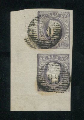 1866/7 - Afinsa nº 25a. D. Luís I, fita curva. Selos de 100 reis EM PAR usados. PEÇA DE LUXO. Carimbo nº 65 - Mondim de Basto. Tipo Ia Em boas condições.