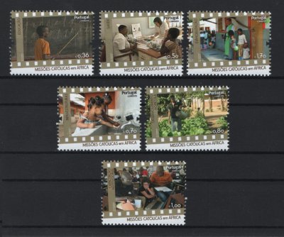 2013 - Afinsa nº 4362/4367. Missões Católicas em África. Série completa nova sem charneira. Goma original. Em boas condições.