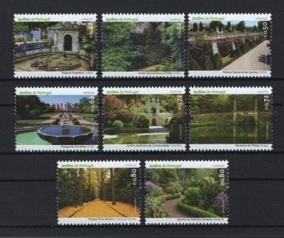 2014 - Afinsa nº 4460/4467. Jardins de Portugal. Série completa nova sem charneira. Goma original. Em boas condições.
