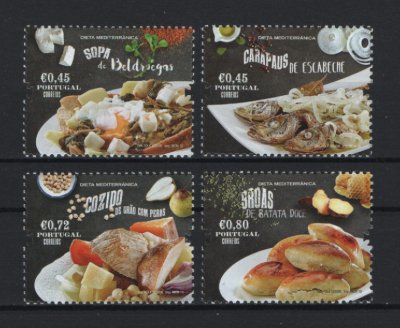 2015 - Afinsa nº 4598/4601. Dieta Mediterrânea. Série completa nova sem charneira. Goma original. Em boas condições.