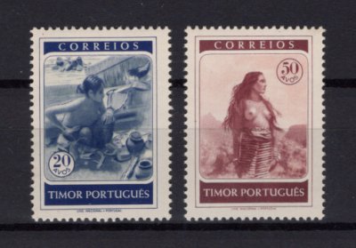 1950 - Afinsa nº 271/272. Indígenas. Série completa nova, SEM GOMA. Em boas condições.