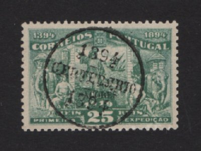 1894 - Afinsa nº 64. Infante D. Henrique. Selo de 25 reis USADO. Em boas condições.