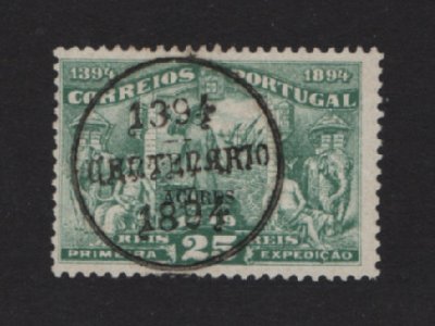 1894 - Afinsa nº 64. Infante D. Henrique. Selo de 25 reis USADO. Em boas condições.
