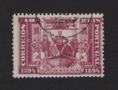 1894 - Afinsa nº 61. Infante D. Henrique. Selo de 10 reis USADO. Em boas condições.