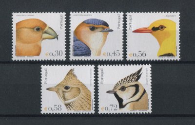 2004 - Afinsa nº 3095/3099. Aves de Portugal (5º grupo). Série nova sem charneira. Goma Original. Em boas condições.