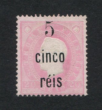 1889 - Afinsa nº 25. D.Luis I com sobrecarga. Selo de 5r/20r novo sem goma como emitido. Em boas condições. (ler descrição)