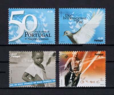 2005 - Afinsa nº 3313/3316. 50 Anos da Adesão de Portugal às Nações Unidas. Série nova sem charneira. Goma Original. Em boas condições.