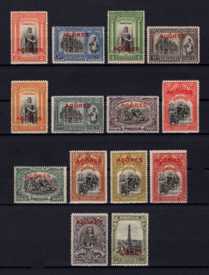 1926 - Afinsa nº 240/253. Independência de Portugal. 1ª Emissão. Série completa nova, COM CHARNEIRA (*) e goma original. Em boas condições.