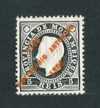 1895 - Afinsa nº 41. D. Luis I com sobrecarga ''Centenário Antonino''. Selo de 5r novo sem goma como emitido. Em boas condições.