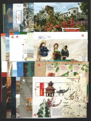 2015 - Ano Completo de Blocos. Todos os blocos emitidos neste ano, novos SEM CHARNEIRA (**). Afinsa nº 519/543. Em boas condições.