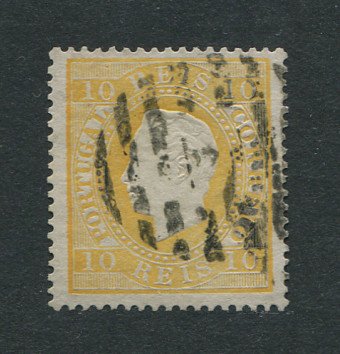1870/6 - Afinsa nº 37E. D. Luis I, fita direita. Selo de 10 reis usado. Papel liso, DENTEADO 14. Em boas condições.