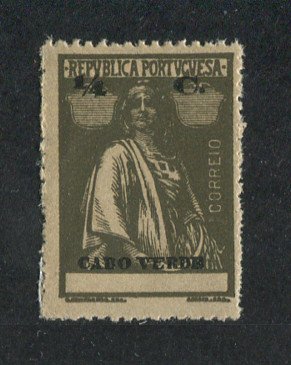 1914 - Afinsa nº 137c. Ceres. Selo de 1/4c novo, COM CHARNEIRA (*) e goma original. Papel liso 15X14. TAXA E LEGENDA DESLOCADA. Em boas condições.