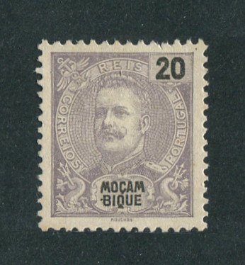 1898 - Afinsa nº 57. D. Carlos I. Selo de 20r novo, SEM GOMA. Em boas condições.