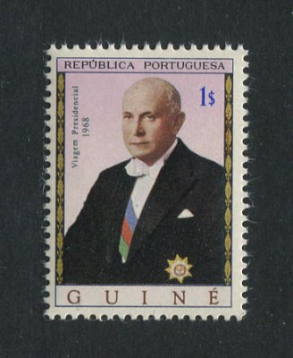 1968 - Afinsa nº 323b. Viagem Presidencial. Selo de 1$00 novo SEM CHARNEIRA (**) e com goma original. OMISSÃO DE "CORREIOS". Em boas condições.
