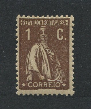 1917 - Afinsa nº 221f. Ceres. Selo de 1c novo, COM CHARNEIRA (*) e goma original. Papel PARAFINADO, denteado 12x11 1/2. Em boas condições.