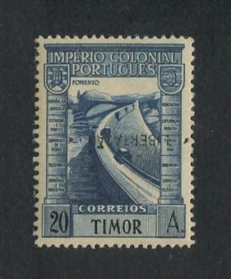 1947 - Afinsa nº 259a. Império Colonial Português. Com sobrecarga LIBERTAÇÃO. Selo de 20a novo SEM CHARNEIRA (**) e com goma original. ERRO, SOBRECARGA INVERTIDA. Com CERTIFICADO DE PERITAGEM. Em boas condições.