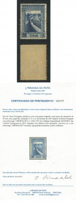 1947 - Afinsa nº 259a. Império Colonial Português. Com sobrecarga LIBERTAÇÃO. Selo de 20a novo SEM CHARNEIRA (**) e com goma original. ERRO, SOBRECARGA INVERTIDA. Com CERTIFICADO DE PERITAGEM. Em boas condições.