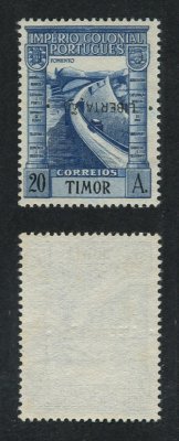 1947 - Afinsa nº 259a. Império Colonial Português. Com sobrecarga LIBERTAÇÃO. Selo de 20a novo sem goma. ERRO, SOBRECARGA INVERTIDA. Com CERTIFICADO DE PERITAGEM (CERTIFICATE). Em boas condições.