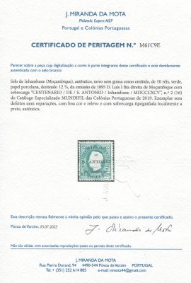 1895 - Afinsa nº 2. D. Luis I com sobrecarga ''Centenário de S. António''. Selo de 10 reis novo sem goma como emitido. Dentado 12 1/2. Com CERTIFICADO DE PERITAGEM (CERTIFICATE). Em boas condições.