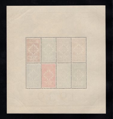 1940 - Bloco nº 1. Legião Portuguesa. Novo SEM CHARNEIRA (**) e com goma original. Em boas condições. (LER DESCRIÇÃO)