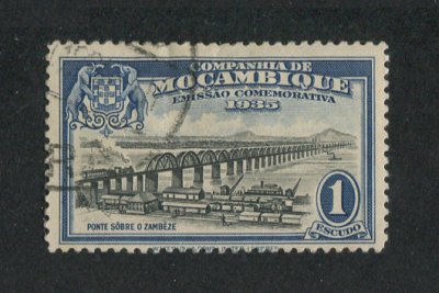 1935 - Afinsa nº 171. Inauguração da Ponte sobre o Rio Zambeze. Selo de 1$00 usado. Em boas condições.