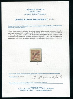 1919 - Afinsa nº 246. D. Carlos I com sobretaxa. Selo de 2a/6a novo sem goma como emitido. Com CERTIFICADO DE PERITAGEM. Em boas condições.