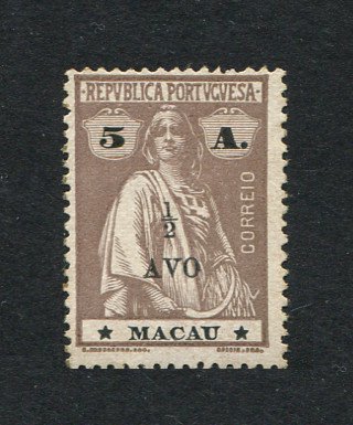 1919 - Afinsa nº 243. Ceres com sobretaxa. Selo de 1/2a/5a novo sem goma como emitido. Em boas condições.