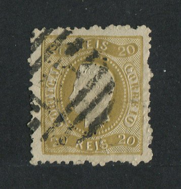 1867/70 - Afinsa nº 29. D. Luís I, fita curva denteado.Selo de 20 reis usado. Tem dois pequenos rasgos.