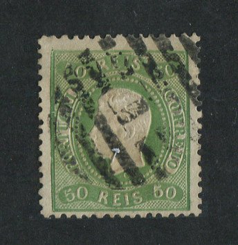 1867/70 - Afinsa nº 31. D. Luís I, fita curva denteado.Selo de 50 reis usado. Apresenta o cunho ligeiramente aberto.
