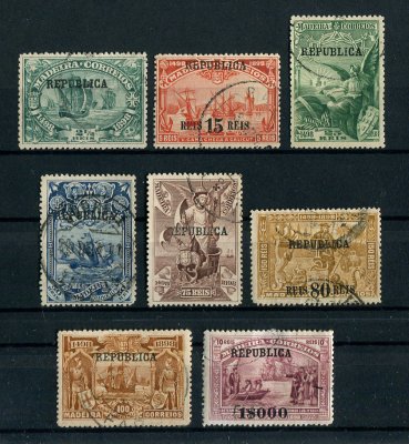 1911 - Afinsa nº 198/205. 4º Centenário da Descoberta do Caminho Maritimo para a India. Com sobrecarga REPUBLICA. Série completa USADA. Em boas condições.