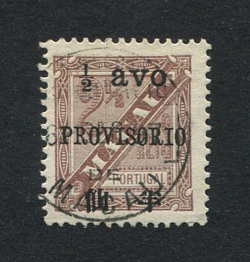 1894 - Afinsa nº 59. D. Luis I com sobrecarga PROVISORIO e sobretaxa. Selo de 1/2a/2 1/2r usado. Em boas condições.