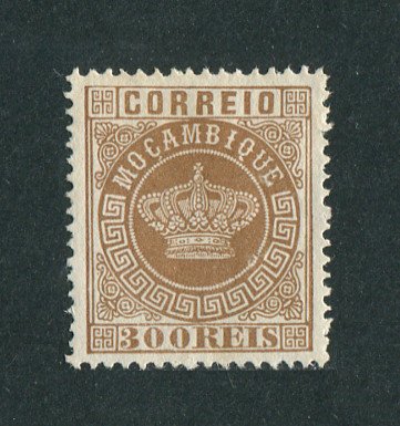 1876 - Afinsa nº 9c. Tipo Coroa. Selo de 300 reis novo, SEM GOMA. CASTANHO AMARELO. Denteado 13 1/2. Em boas condições.