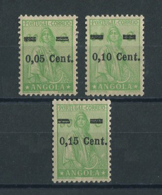 1938 - Afinsa nº 255/257. Ceres com sobretaxa. Série completa nova SEM CHARNEIRA (**) e com goma original. Em boas condições.