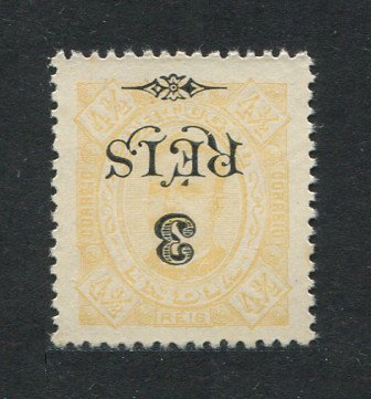 1902 - Afinsa nº 177a. D. Carlos I com sobretaxa. Selo de 3r/4 1/2r novo, COM CHARNEIRA (*) e goma original. SOBRECARGA INVERTIDA. Em boas condições.