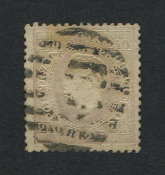 1870/6 - Afinsa nº 46a. D. Luis I fita direita. Selo de 240 reis usado. Papel COSTELADO na frente, denteado 12 1/2. Em boas condições. Com CERTIFICADO DE PERITAGEM (CERTIFICATE).
