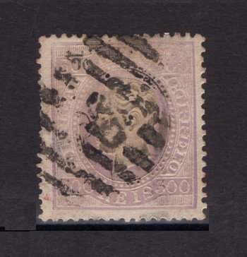 1870/6 - Afinsa nº 47a. D. Luis I, fita direita.Selo de 300 reis usado. Papel liso, denteado 13 1/2. Denteado irregular e pequeno vinco.