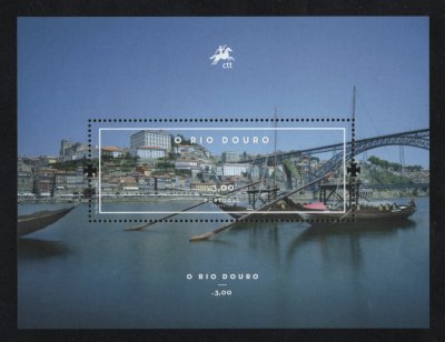 2012 - Bloco nº 471. O Rio Douro. Novo sem charneira. Em boas condições.