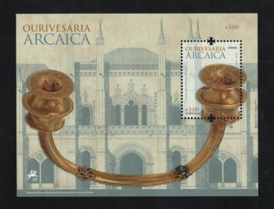 2013 - Bloco nº 490. Ourivesaria Arcaica em Portugal. Novo sem charneira. Em boas condições.