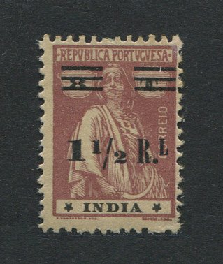 1931 - Afinsa nº 325h. Ceres com sobrecarga. Selo de 1 1/2r/8T novo, sem goma. Papel liso. Estrelas: II-II (posição normal). Em boas condições.