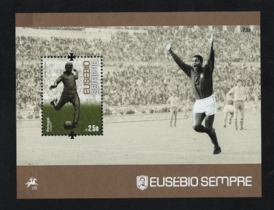 2014 - Bloco nº 503. Eusébio Sempre. Novo sem charneira. Em boas condições.