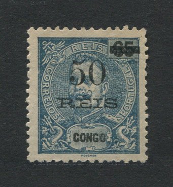 1905 - Afinsa nº 54. D. Carlos I com sobretaxa. Selo de 50r/65r novo, SEM GOMA. Em boas condições.