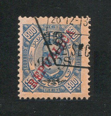 1913 - Afinsa nº 181. D. Carlos I com sobrecarga local REPUBLICA. Selo de 18a/300r USADO. Em boas condições.