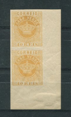 1881 - Afinsa nº 13. Tipo Coroa. PROVAS NÃO DENTEADAS EM PAR. Selos de 40 reis. Com charneira (*) e goma original. Em boas condições.