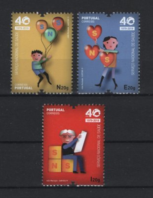 2019 - Afinsa nº 5155/5157. SNS - Serviço Nacional de Saúde - 40 Anos 1979-2019. Série nova sem charneira. Goma Original. Em boas condições.