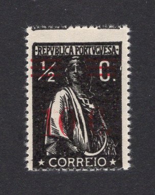 1928 - Afinsa nº 454j. Ceres com sobretaxa. Selo de 10c/1/2c novo SEM CHARNEIRA (**) e com goma original. ERRO, IMPRESSÃO DESCENTRADA. Papel cartolina, 15x14. Em boas condições.